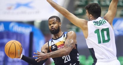 El cubano Jasiel Rivero ha sido elegido Mejor Jugador (MVP) Latinoamericano de la jornada de la Liga Endesa por primera vez en su carrera por su gran actuación en el partido que su equipo, el Hereda San Pablo Burgos, ganó a domicilio al Valencia Basket el pasado 8 de diciembre en la décima fecha de la ACB. (ESPECIAL)