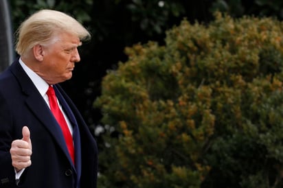 El presidente saliente de Estados Unidos, Donald Trump, concedió este martes clemencia a 20 personas, entre ellos dos condenados por la trama rusa y tres excongresistas republicanos implicados en actos de corrupción. (ESPECIAL) 
