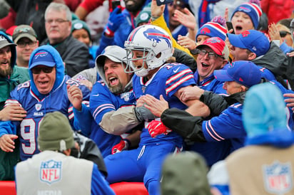 Los Bills de Buffalo podrán jugar los playoffs en casa con 6,700 aficionados, pero todos deberán dar negativo y usar cubrebocas. (ARCHIVO) 