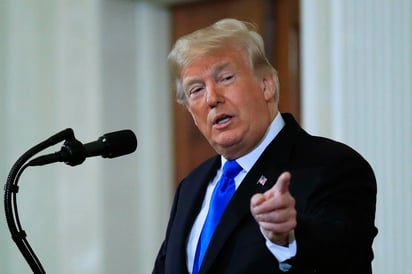 Trump, quien alega sin pruebas que el voto masivo anticipado que se dio en las presidenciales, en las que ganó el demócrata Joe Biden, se prestó al fraude, insiste en que él ganó. (ARCHIVO)