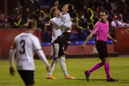  El Valencia, vigente campeón de la Copa del Rey, accedió este jueves a los dieciseisavos de final del torneo después de ganar por 1-4 al Yeclano Deportivo, de Segunda B. (AGENCIAS / EFE ) 