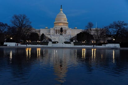 El inaudito asaltó al Congreso de Estados Unidos (EUA) por parte de seguidores radicales del presidente Donald Trump ha generado una lluvia de críticas al gobernante, por haberlo instigado, pero también a la seguridad encargada de la custodia del Capitolio. (EFE)