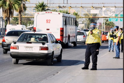 Las autoridades mantienen el llamado a la población a no circular a más de 60 kilómetros por hora. (EL SIGLO DE TORREÓN)