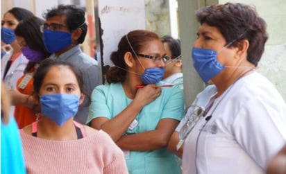 La Secretaría de Salud del Estado dio a conocer que se tienen mil 118 casos sospechosos de COVID-19, de los cuales, casi el noventa y dos por ciento de ellos, se ubican en los municipios de Culiacán, Guasave, Ahome y Mazatlán, ciudades con el mayor número de habitantes. (ESPECIAL)