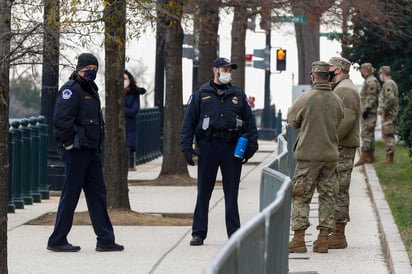 El presidente Donald Trump declaró una emergencia en Washington D.C. y ordenó asistencia federal para suplementar los esfuerzos para la investidura de Joe Biden como nuevo mandatario. (EFE)