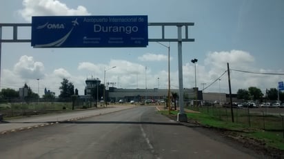 El pasaje aéreo en el aeropuerto de Durango disminuyó en casi un 50 por ciento durante todo el año pasado, pero todo a raíz de la pandemia en el país. (EL SIGLO DE TORREÓN) 