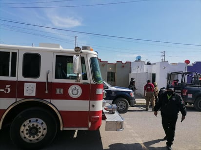 Los hechos se registraron al mediodía de este jueves en una vivienda localizada sobre la avenida Fresnos, del fraccionamiento Parque Hundido de Gómez Palacio.
(EL SIGLO DE TORREÓN)