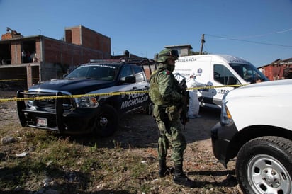  Los cuerpos de 10 personas asesinadas a tiros y una más lesionada han sido encontrados en poco más de 24 horas en la comunidad de Donaciano Ojeda, municipio de Zitácuaro, Michoacán. (ARCHIVO)