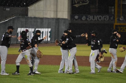 Tomateros y Naranjeros se meten a la final de la LMP. (Twitter @clubtomateros)