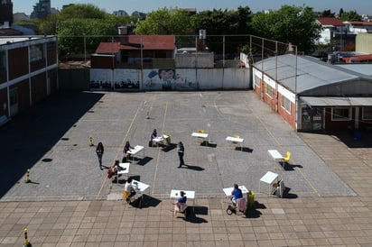 En Argentina se debate más fuertemente en los últimos meses sobre la necesidad de la vuelta a clases presenciales. (ARCHIVO) 