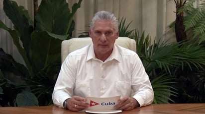 El presidente cubano, Miguel Díaz-Canel, deseó este lunes una 'pronta y completa recuperación' y la disposición de ayudar a su homólogo mexicano, Andrés Manuel López Obrador, quien dio positivo a la COVID-19. (ARCHIVO) 
