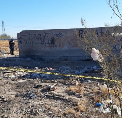 El cadáver de la mujer presentó 64 heridas de arma blanca en tórax, abdomen, dorso y manos, estas últimas evidencia que trató de de tener a su agresor.
(ARCHIVO)