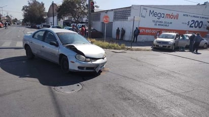 Los hechos ocurrieron cerca de las 11:00 horas en el cruce de la avenida Presidente Carranza y el par vial de la calle Siglo de Torreón.