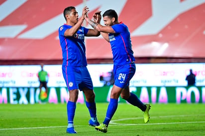 Continúa el buen momento de Cruz Azul, que se impuso en el Estadio Victoria 2-0 al Necaxa. (CORTESÍA CRUZ AZUL)