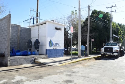 El alcalde hizo entrega de los equipos mediante un evento de supervisión en la colonia El Tajito. (JESÚS GALINDO)