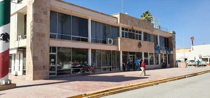 Desmiente que la Auditoría federal haya hecho señalamientos a la Administración municipal de Matamoros sobre el manejo de los recursos públicos. (EL SIGLO DE TORREÓN) 