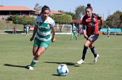 Las Guerreras anotaron dos tantos en la segunda mitad, pero no fue suficiente, cayeron 3-2 con Atlas. (El Siglo de Torreón) 