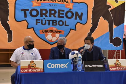  Con la finalidad de incentivar la activación física entre los laguneros y de paso detectar talentos en la práctica del balompié, se llevará a cabo la primera edición de la “Copa Municipal Torreón de Futbol 7”, organizada por el Instituto Municipal del Deporte. (ESPECIAL)
