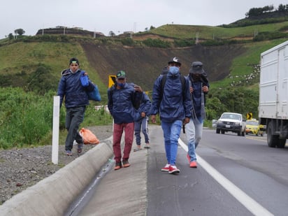 Liderazgos comunitarios y organizaciones civiles mexicanas que trabajan con migrantes en Estados Unidos, se unieron para lanzar una campaña nacional a través de la cual se impulse una reforma migratoria en la Unión Americana. (ESPECIAL)
