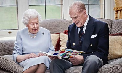 El duque de Edimburgo, esposo de la reina Isabel II, fue ingresado el martes por la noche en un hospital de Londres como 'medida de precaución' tras haberse 'sentido mal', informó hoy el Palacio de Buckingham. (INSTAGRAM) 
