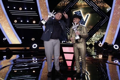 El cantante lagunero Fernando Sujo expresó su tristeza luego de percatarse que su ídolo musical y excoach en la última edición de La Voz Azteca, donde se coronó ganador el pasado 31 de agosto, lo dejó de seguir en redes sociales. 