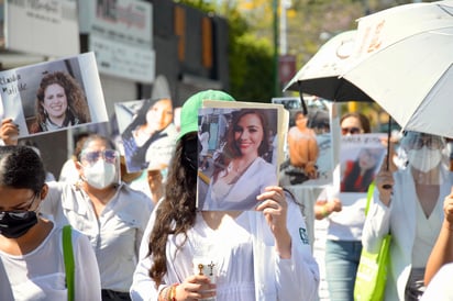 'Si el médico Fernando Cuauhtémoc se entregó ante un juez, entonces que así lo diga la Fiscalía de Chiapas', recriminaron.