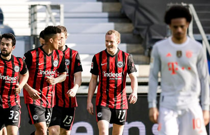  El Eintracht Frankfurt derrotó 2-1 al Bayern Munich en juego por la Jornada 22 de la Bundesliga y se lo dedicó a los Tigres. (EFE)
