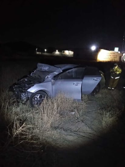 Los hechos ocurrieron alrededor de las 5:48 horas del domingo sobre la carretera GP-Durango, a la altura del poblado Los Ángeles. (EL SIGLO DE TORREÓN)