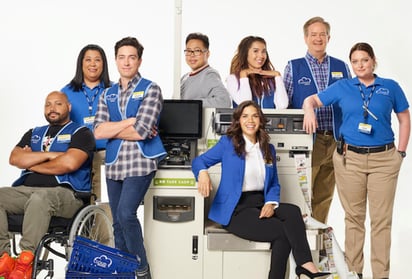 'Superstore', la serie protagonizada por America Ferrera sobre los empleados de un gigantesco hipermercado, tendrá una versión en español producida entre México y Estados Unidos. (Especial) 