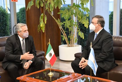 Fernández se reunió con empresarios mexicanos de sectores diversos, desde la petroquímica a las telecomunicaciones.