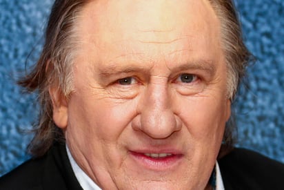 El actor francés Gérard Depardieu, tan famoso como polémico, fue imputado en diciembre por violaciones y agresiones sexuales tras la denuncia presentada en agosto de 2018 por una actriz, confirman este martes fuentes judiciales. (ARCHIVO)