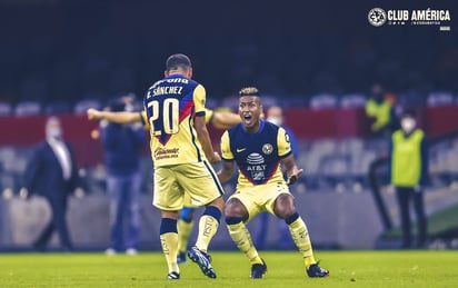 Richard Sánchez y Pedro Aquino (d) marcaron los goles del América, en la victoria 2-0 ante Tuzos.