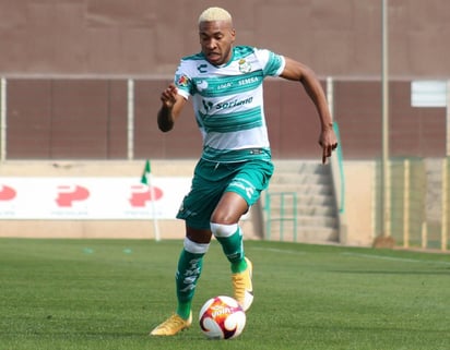 Con el ecuatoriano Ayrton Preciado en la cancha, la filial Sub-20 de Santos Laguna, goleó este domingo 3-0 a los Bravos de Ciudad Juárez, en duelo celebrado en las canchas de entrenamiento del TSM. (El Siglo de Torreón) 