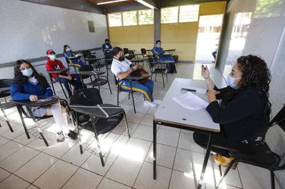 Este lunes unas tres mil 315 escuelas en Jalisco regresaron a clases presenciales de un total de nueve mil 622.