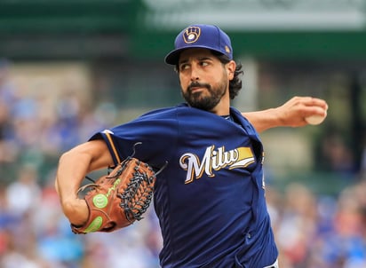 El zurdo ha tenido su mejor temporada en Las Mayores durante 2012, cuando ganó 21 juegos y fue tercero en la votación del Cy Young. (EFE)