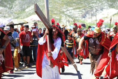 El Viacrucis será grabado en el Santuario por partes para presentarlo en línea el Viernes Santo y que los fieles lo puedan ver. (ARCHIVO)