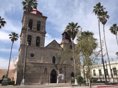 El antiguo inmueble tenía 13 años sin que le pudieran restaurar techos y muros por falta de recursos. Solo le reparaban algunos detalles accesibles, dijo Cantú Garza. (EL SIGLO COAHUILA)