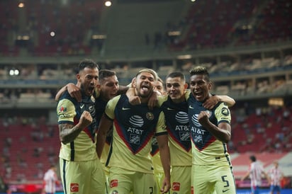 América fue muy superior al 'Rebaño Sagrado' y se impuso con suma facilidad 3-0 en la casa de las Chivas, que recibió aficionados.