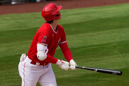 Continúa la buena pretemporada de Shohei Ohtani a la ofensiva, batea de 16-9 con tres cuadrangulares. (AP)