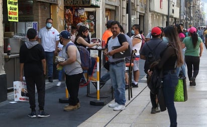 Ante la pandemia por coronavirus, la capital del país continúa por sexta semana consecutiva en semáforo epidemiológico naranja 'sin bajar la guardia'. (ARCHIVO)