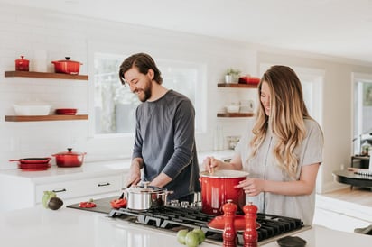 Siempre es necesario tener precaución en la cocina. (ESPECIAL)