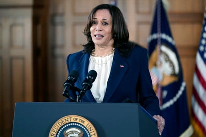 La vicepresidenta de Estados Unidos, Kamala Harris, denunció la existencia de racismo, xenofobia y sexismo en el país durante una visita a Atlanta este viernes, días después de los ataques contra salones de masajes asiáticos que dejaron ocho muertos, entre ellos seis mujeres de esa raza. (AP)