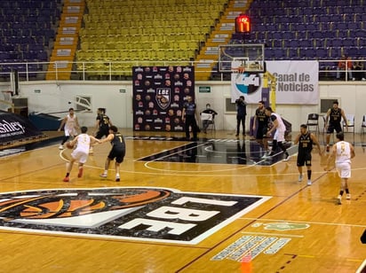 Los Toros de Torreón vencieron 101-92 a los Centauros de Chihuahua, y se pusieron con marca de 2-1 en la LBE. (ESPECIAL)