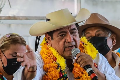 'Aquí el INE se picó el ojo porque no nos conocen, Guerrero tiene historia y nomás que nos diga si quiere elecciones el 06 de junio o no, que nos diga', advirtió Félix Salgado Macedonio, ex candidato de Morena a la gubernatura de Guerrero. (ARCHIVO)