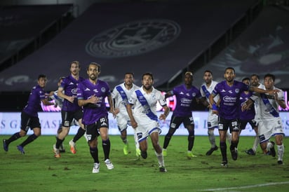 Se espera un duelo dinámico y con goles para esta noche en la cancha del estadio Cuauhtémoc, con dos equipos que necesitan la victoria y se lanzarán al ataque para lograrla, poniendo en predicamentos a los defensas. (JAM MEDIA)