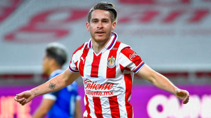 En Chivas consideran que con tres victorias más de los cinco partidos que le restan al campeonato, será suficiente para poder calificarse a la liguilla, aceptando que no entrarán entre los primeros lugares como lo habían proyectado sino en repechaje y no en una posición cómoda para jugar el partido eliminatoria, ya que lograrías 21 unidades. (Especial) 