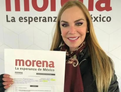 La actriz Gabriela Goldsmith inició campaña hoy como candidata de Morena a diputada federal por el distrito 22, luego de que en 2018 lo fue por el PRI en el distrito 24 que es donde vive, elección en la que perdió como abanderada del tricolor. (Especial) 