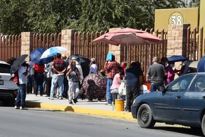 Mediante un comunicado, la CDHEC informó que inició una investigación por un supuesto fallecimiento de una persona en un punto de vacunación, sin embargo no especificó fecha ni lugar. (ARCHIVO)