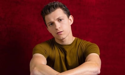 El actor Tom Holland y la plataforma Apple TV+, que colaboraron recientemente en la película Cherry (2021), volverán a unir sus caminos en la serie The Crowded Room.  (ESPECIAL) 
