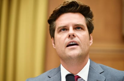 El congresista republicano por Florida (EUA) Matt Gaetz, quien está sujeto a una investigación por tráfico sexual de menores, hizo pública este jueves una declaración de mujeres de su oficina en la que defienden la integridad de su jefe. (ARCHIVO) 
